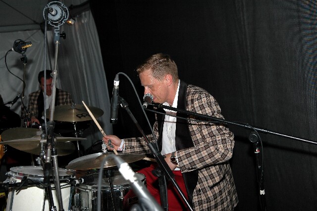 min 2008 05 03 retro rhythm 583